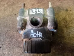 ������ ������������� Mercedes-Benz Actros MP1 2002 A0044297844 954.042 OM501 A0044297844 ����