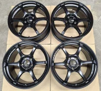 Advan Racing RG-4
