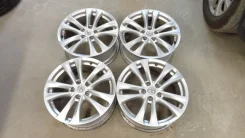 Infiniti. 8.0x18", 5x114.3, ET50, �� 66���. ����