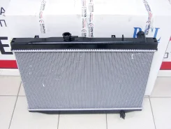 �������� ���������� Toyota LAND Cruiser 105 1998-2007 4,2TD/4,5 [ AT/MT ] # RCL Radiators ���. RT2186A RT2186A ����