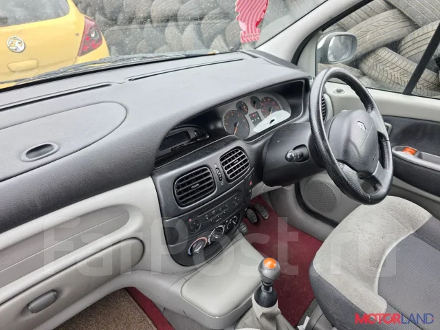 ������� Renault Scenic 1996-2002 21421564 233004003R ����