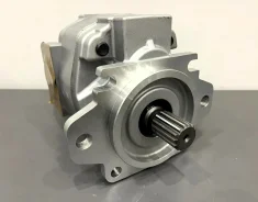 ���������� Komatsu D60P, D65E, D65P, D70LE, D85E, D85ESS (705-11-38010) Komatsu 705-11-38010 7051138010 ����