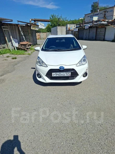 Toyota Aqua. NHP10 ����