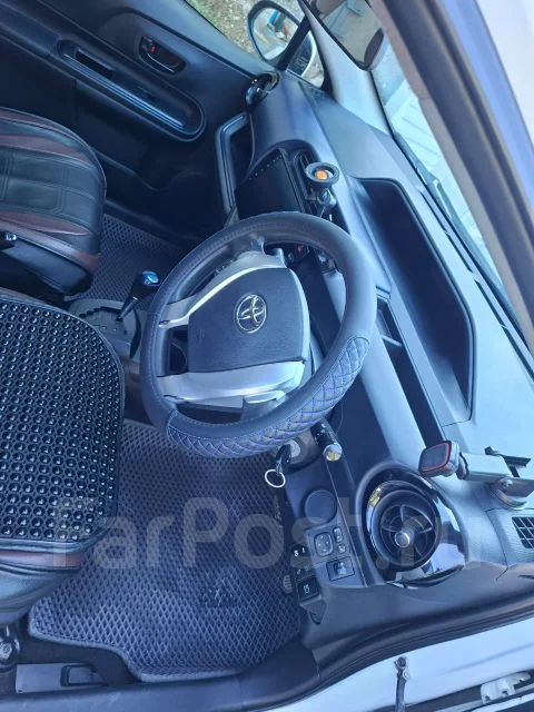 Toyota Aqua. NHP10 ����