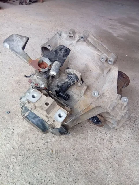 ���� volkswagen Jetta 2010 0AF300041E 5 BSE 0AF300041E ����
