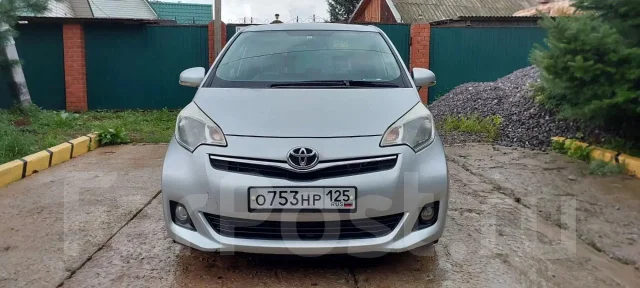Toyota Ractis. ��������, ��������, 1.3 (95��.�.), ������, 130 000����. �� ����
