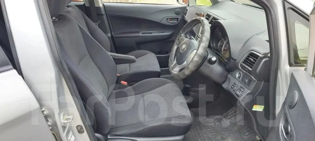 Toyota Ractis. ��������, ��������, 1.3 (95��.�.), ������, 130 000����. �� ����