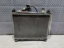�������� ���������� ��� Toyota BB 1640021060 1640021060 ����
