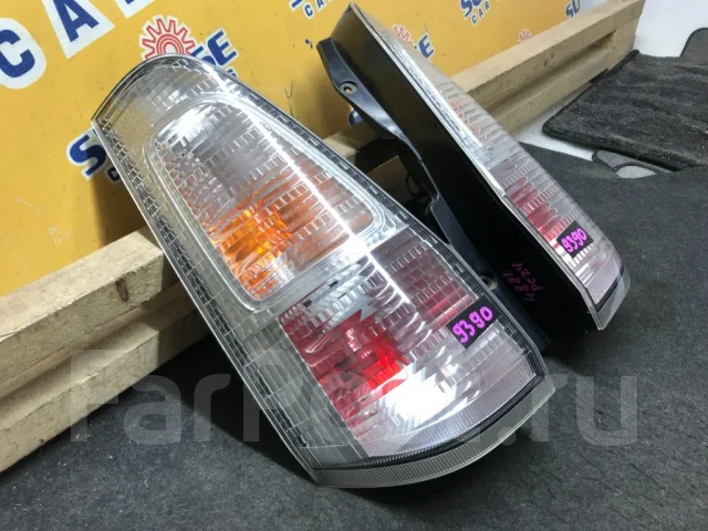 ���� Nissan Serena 4881 ����