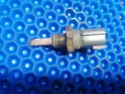 ������ ����������� ����������� �������� Nissan Tiida 2008 22630ED000 C11 HR15DE 22630ED000 ����