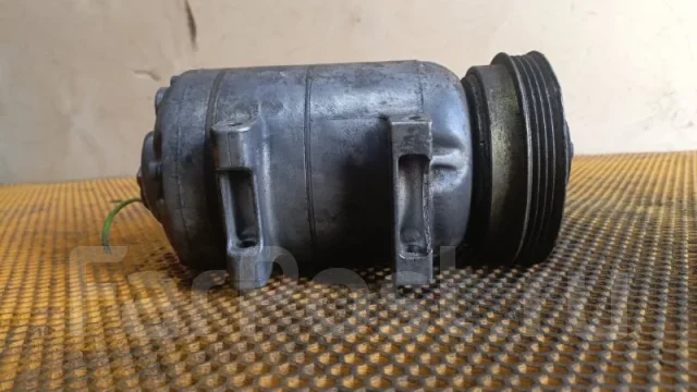 ���������� ������������ Audi A6 8D0260805D C4 8D0260805D ����