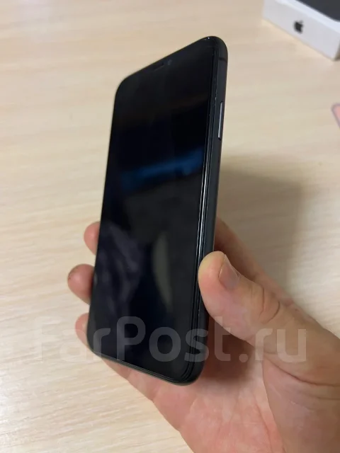 Apple iPhone 11. �����, 256 �� ����