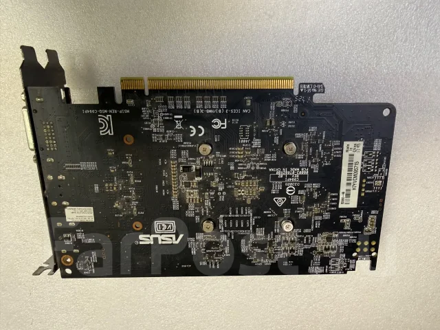Radeon RX 550 ����