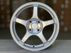 Advan. 7.0x15", 4x100, ET35, �� 73,1���. ����