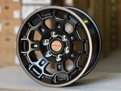 Fuel Off-Road Charger. 8.0x17", 6x139.7, ET5, �� 106,1���. ����