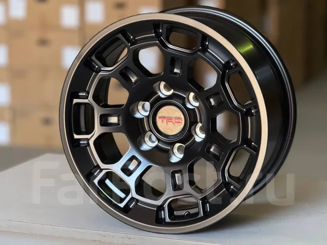 Fuel Off-Road Charger. 8.0x17", 6x139.7, ET5, �� 106,1���. ����