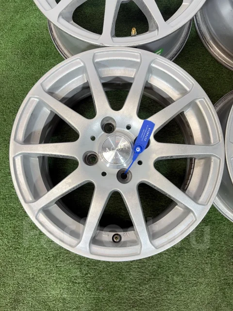Aqua. 6.0x14", 4x100, ET38, �� 67,1���. ����
