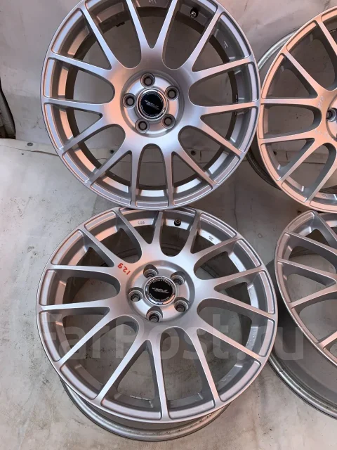 Bridgestone Toprun. 7.0x17", 5x100, ET53, �� 73,1���. ����