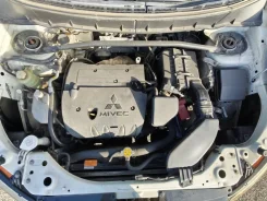 ������� Mitsubishi Outlander 2010 CW5W 4B12 ����