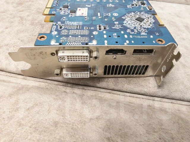 Radeon HD 5770 ����