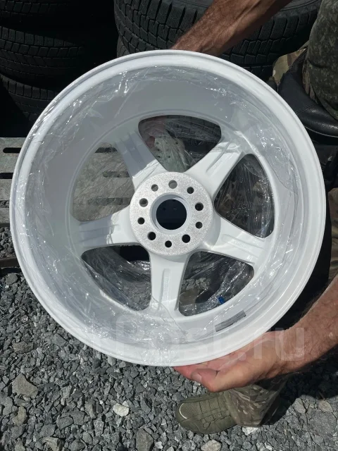 Work RS-Z. 7.0/8.0x17", 5x114.3, ET35/35, �� 99���. ����