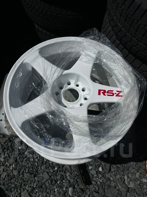 Work RS-Z. 7.0/8.0x17", 5x114.3, ET35/35, �� 99���. ����