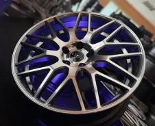Work Ryver. 8.5x19", 5x112, ET45, �� 73,3���. ����
