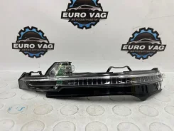 ����������� �������� � ������� Audi Q7 4M 2017 4M0949101 CYRB, ����� 4M0949101 ����