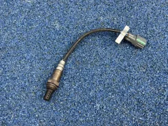 ����������� ������ Toyota Mark II Wagon Blit 2003 8946541050 GX110 1G-FE 8946541050 ����