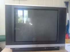 Hitachi. CRT (���) ����