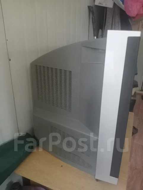 Hitachi. CRT (���) ����