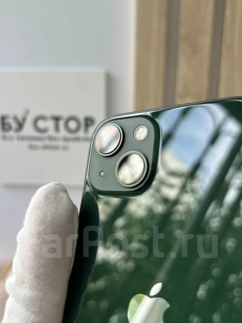 Apple iPhone 13. �/�, 256 ��, �������, 4G LTE, 5G, NFC ����