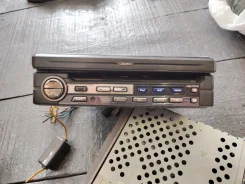 Clarion VRX775VD ����