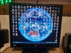 BenQ. 19", ���������� �� (LCD, LED, QLED) ����