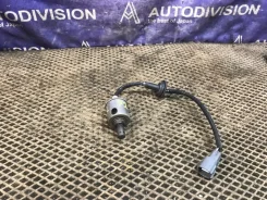 ������ ����������� Toyota Kluger V 2006 ������ 82� 8946548140 ACU25 2AZ-FE 8946548140 ����
