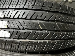 Bridgestone Dueler H/T 685
