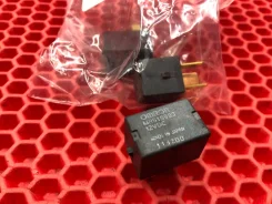 ���� Mitsubishi Airtrek MR515993 CU4W 4G64 MR515993 ����