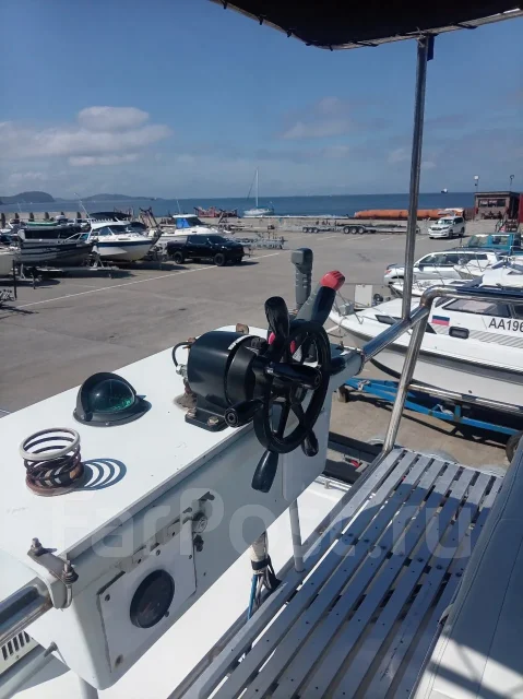Yamaha CR-27. 1999 ���, ����� 9,5��., ��������� ���������, 250��.�., ������ ����