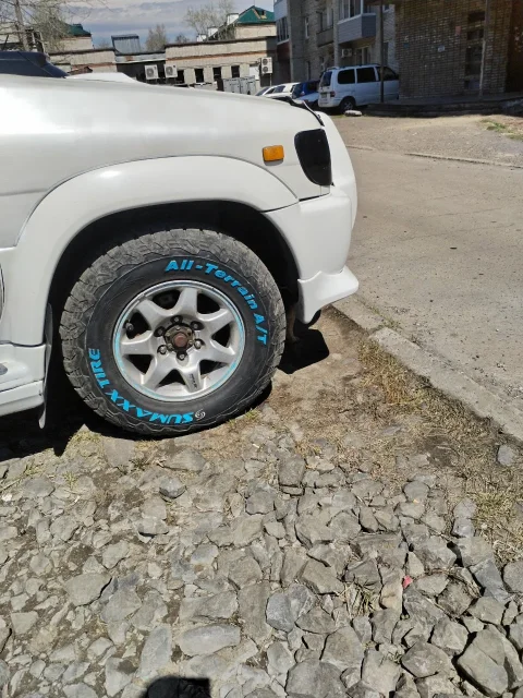 Blows. 8.0x16", 5x98, 6x139.7, �� 100���. ����