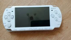 Sony PSP 2000 ����