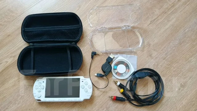 Sony PSP 2000 ����