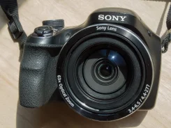 Sony Cyber-shot DSC-H400. 20 � ����� ��, ���: 14� � ����� ����