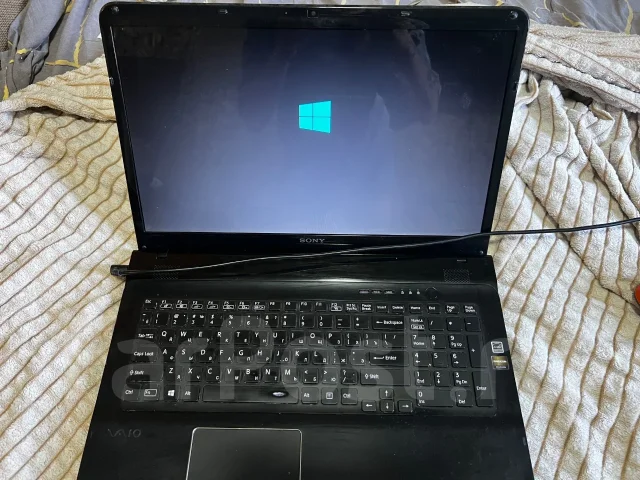 Sony VAIO. WiFi: 1, Bluetooth: 1 ����