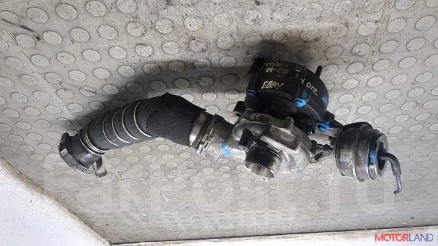 ������� Audi A4 (B7) 2004-2009 21393932 03G145702K ����