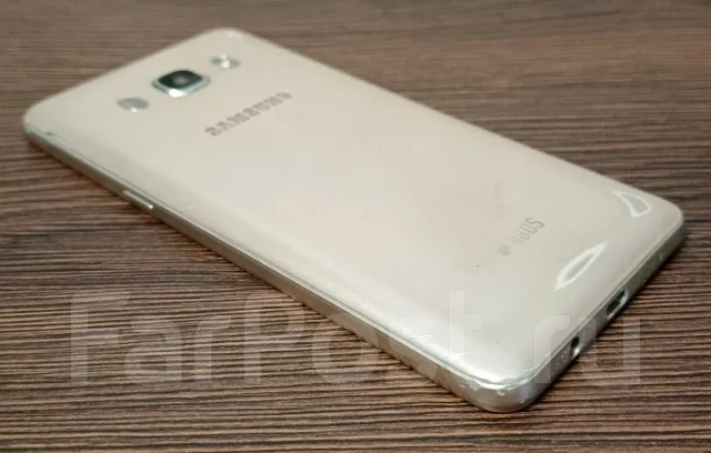Samsung Galaxy J5 2016. �/�, 16 ��, �������, 3G, 4G LTE, Dual-SIM ����
