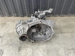 ���� Volkswagen Passat 6-�� 02S300047 B6 02S300047 ����
