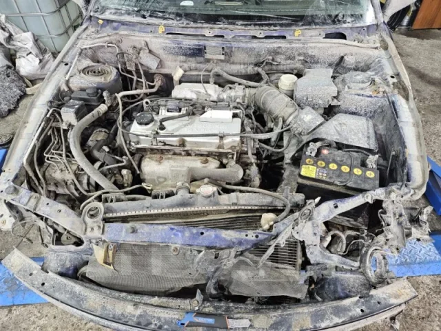 Mitsubishi Carisma. DA1A, 4G92 ����
