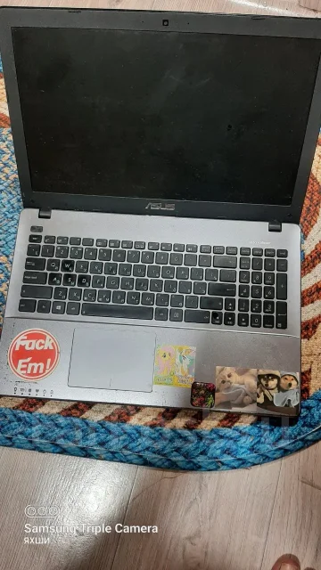 Asus. WiFi: 1, Bluetooth: 1 ����