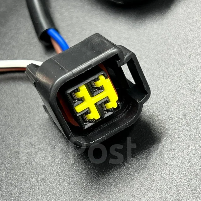 ������� � ����� � �������� 12V Yamaha 40X (YUELANG) ����
