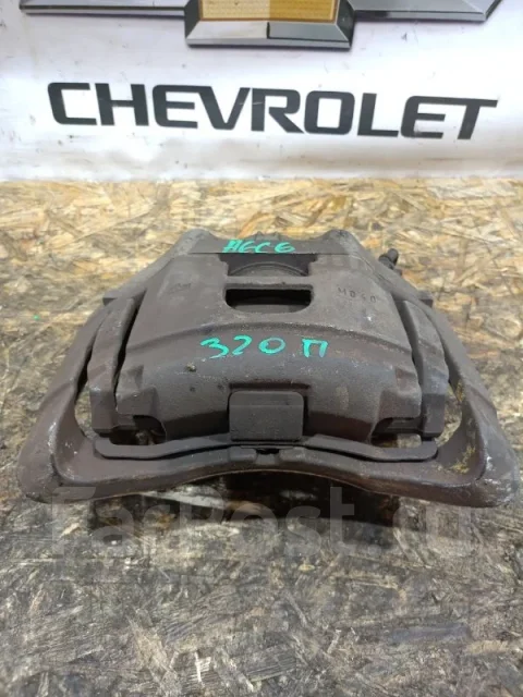 ������� ��� 320 ���� Audi A6 8E0615124B C6, �������� ������ 8E0615124B ����